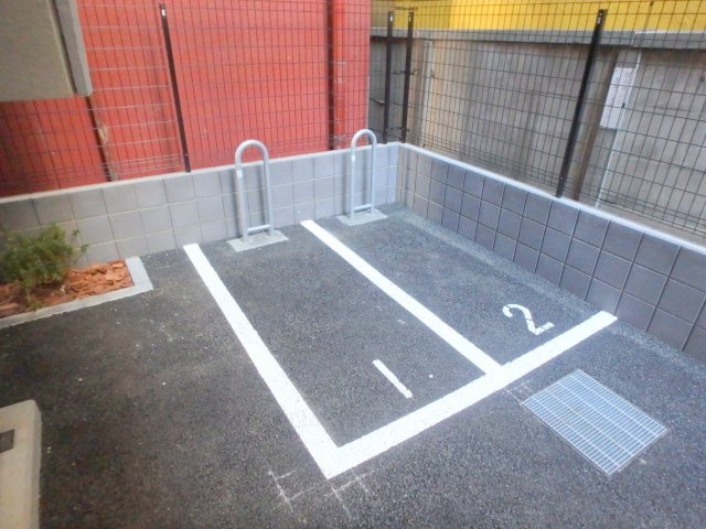ラクラス蒲田Ⅱのその他共用部分|バイク置き場