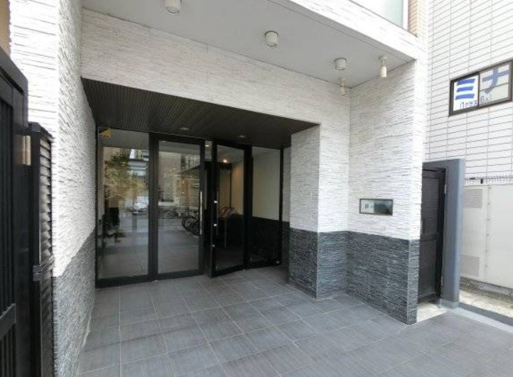 Ｎーｓｔａｇｅ行徳のエントランス