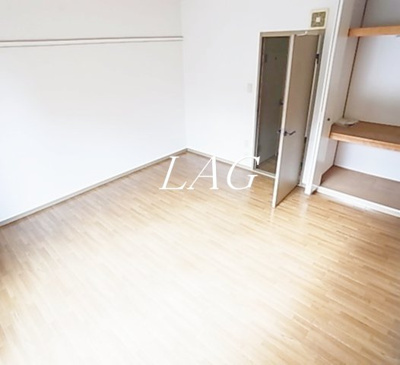 【居間・リビング】 | サニーコート | 洋室のお部屋です。