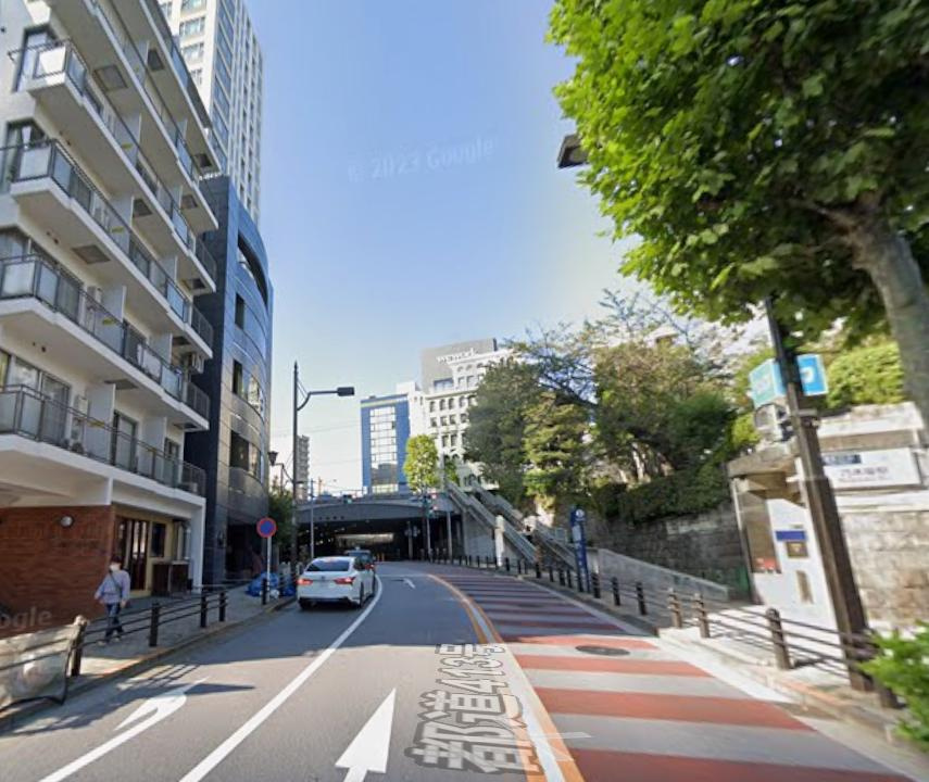 港区赤坂９丁目の事務所の周辺