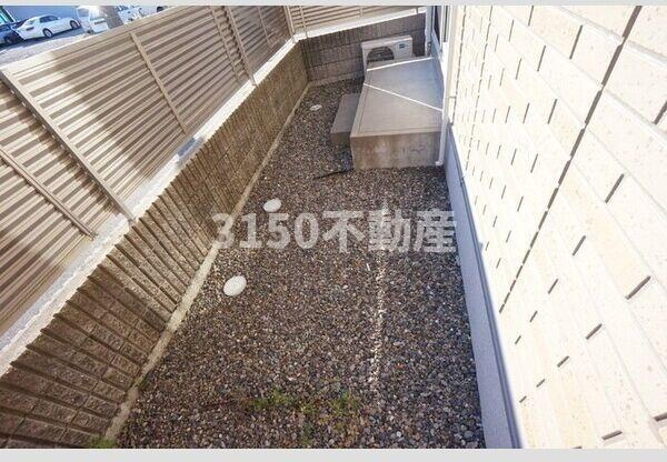 DEAR　COURTの庭