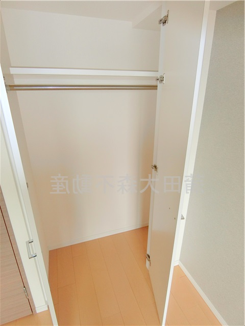スペーシア梅屋敷の収納|収納　1メートル程の使いやすいクローゼット