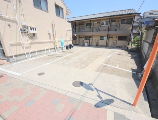 サンレイクⅠの駐車場