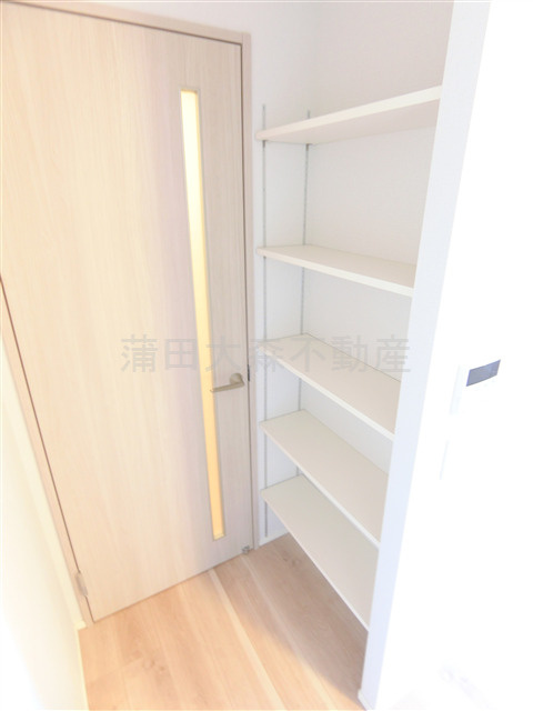 ドゥーエ梅屋敷の収納