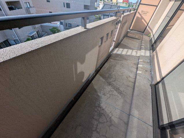 甲子園ガーデンハウスのバルコニー