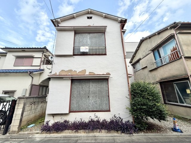 板橋区徳丸2丁目　8m間口×整形地　建築条件付　全1区画の外観|2026年7月撮影　古屋あり