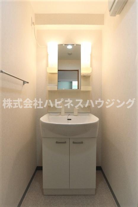 アルカンシェル603の独立洗面台