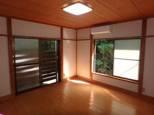 S1797R　須崎貸家の洋室
