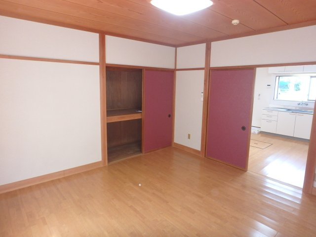 S1797R　須崎貸家の洋室