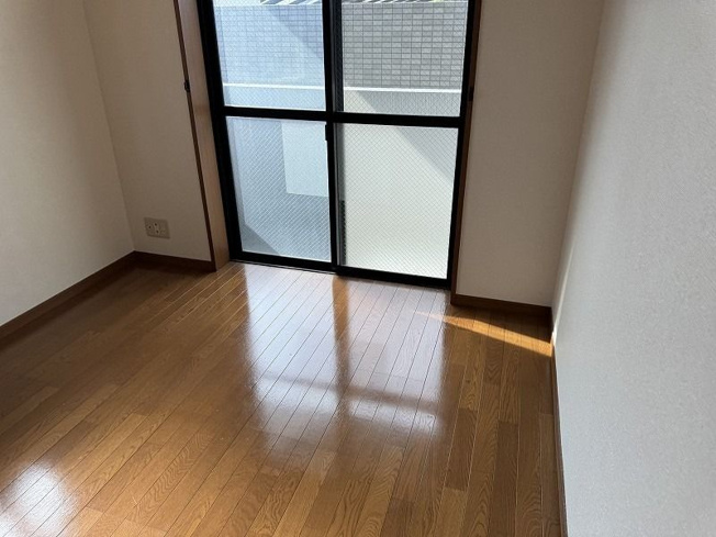 【寝室】