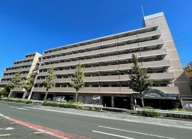 日神パレス磯子の外観