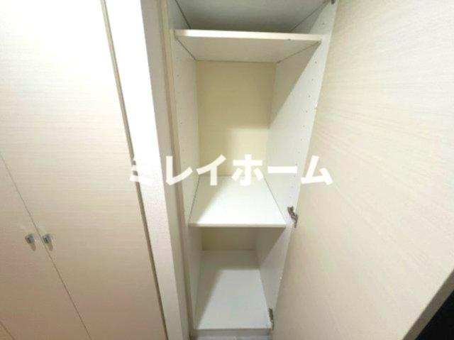 ガーデン萩中の玄関