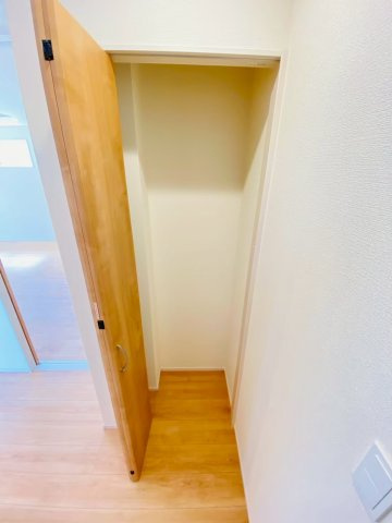 ブルーミングガーデン／東区下江津2丁目／2号棟の収納|※写真は同仕様・同タイプの施工例です。実際とは異なる場合があります。