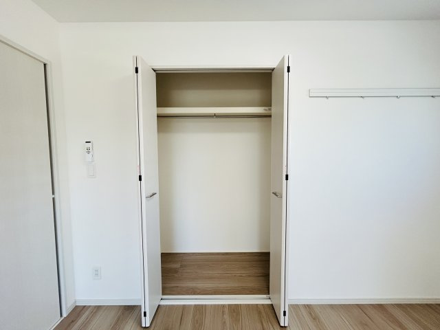 TREVO Lienの収納|5.0帖の洋室です♪