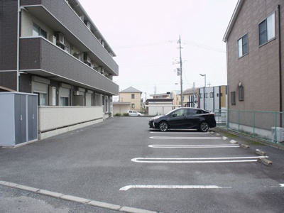 【駐車場】 | リーフアベニュー | 駐車場2台可能です♪