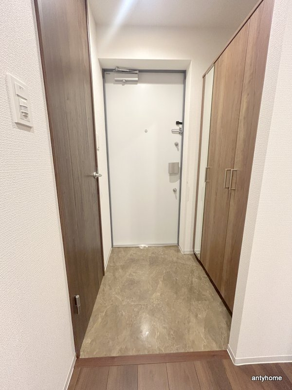 ArtizA瓦屋町Ⅰ　仲介手数料無料の玄関