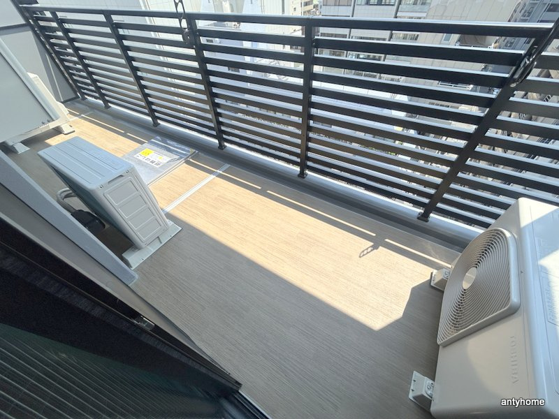 ArtizA瓦屋町Ⅰ　仲介手数料無料のバルコニー
