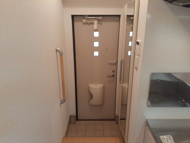 アリーヴィオⅢノースの玄関