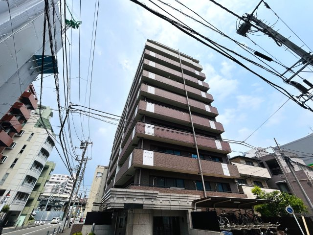 個人的に思うのは、、玄関開けて奥行感ある部屋も良いけれど、横に広がっている空間の方が好きっ！！共感できる方は、まずクリッククリック！！！な、『日神パレステージ横浜第２』リノベーション