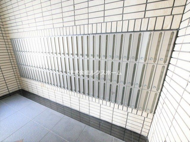 スチューデントパレス茨木のバルコニー