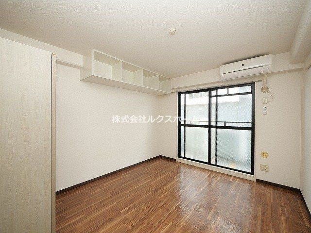 スチューデントパレス茨木の寝室