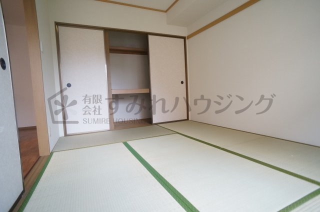 ハイカムールエルテの和室|参考、同建物・同間取りの号室