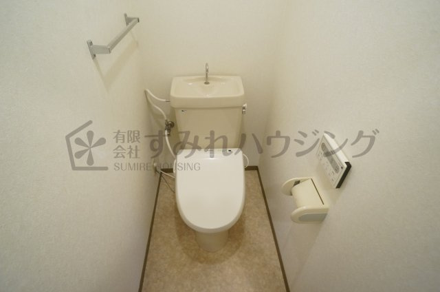 ハイカムールエルテのトイレ|参考、同建物・同間取りの号室