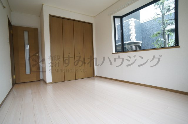 ハイカムールエルテの寝室|参考、同建物・同間取りの号室