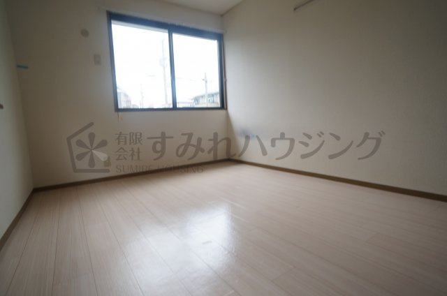 ハイカムールエルテの寝室|参考、同建物・同間取りの号室