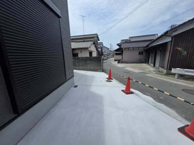 【前面道路含む現地写真】 | 姫路市飾磨区下野田新築戸建
