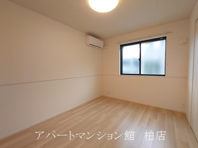 ジェルメ柏B棟の玄関