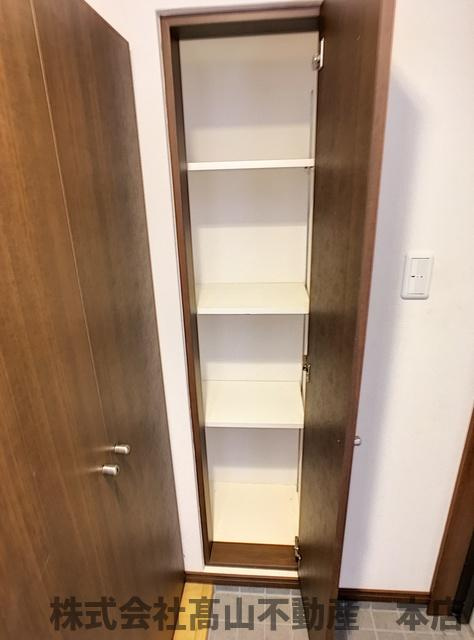 宗像市葉山２丁目の賃貸マンションの収納