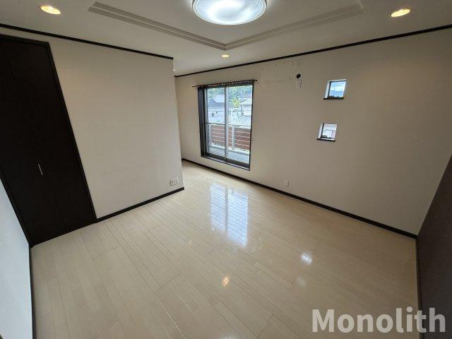 庭代台４丁戸建の内装