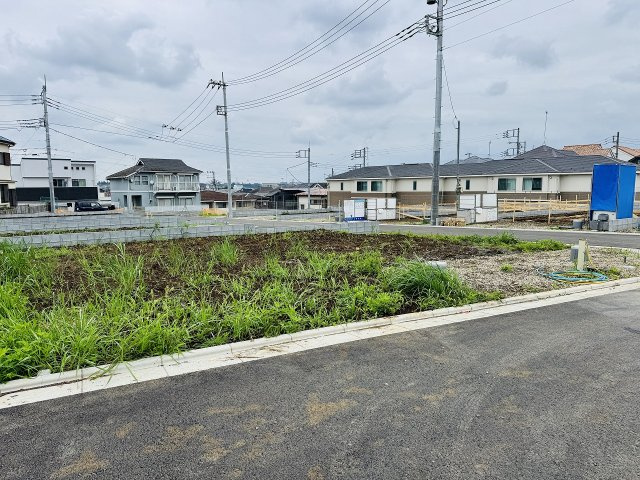 八王子市　小宮町　建築条件付き売地　４期の前面道路含む現地写真|～南東側5ｍ道路に面しています～