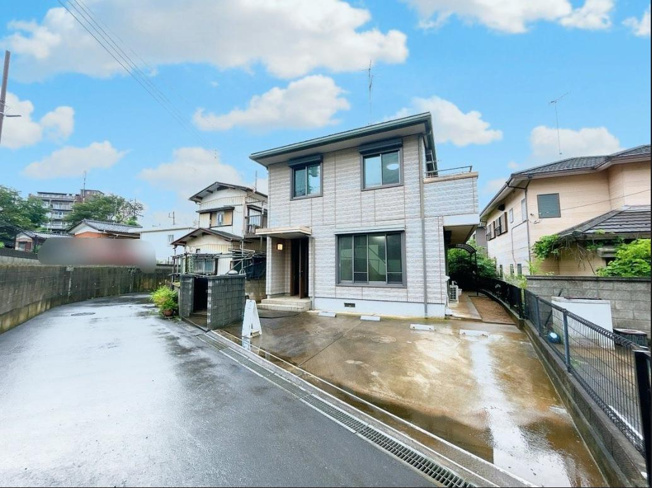【外観】 | 取手市米ノ井　中古戸建 | 小中学校徒歩圏内でお子様の通学も安心ですね