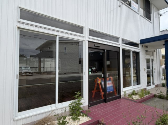南浅田1丁目店舗・事務所のエントランス