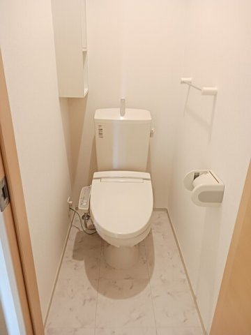 モーント　シャインＤのトイレ|ゆったりとした空間のトイレです