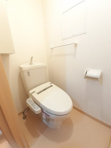 サンパティーク・パレス　Ｃのトイレ|ゆったりとした空間のトイレです