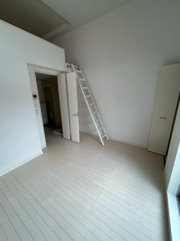 エスポワール六番町の居間・リビング