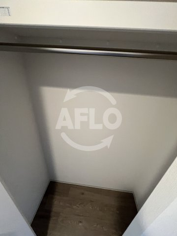 セイワパレス深江橋駅前の収納|セイワパレス深江橋駅前　クローゼット