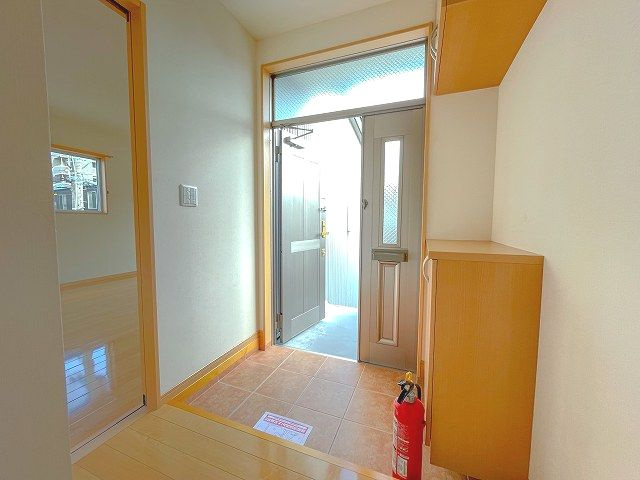 NEW BEGININGの玄関|ゆったりとした玄関です
※違うお部屋の写真を使用しております