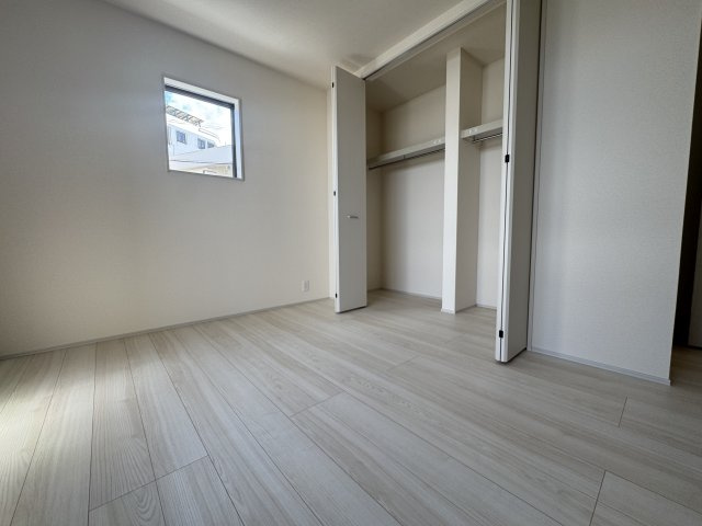 豊見城市豊見城（全4棟）3号棟の洋室|3号棟　洋室6.5帖＋CL付き♪