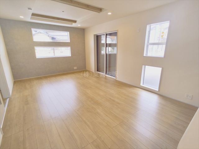 【居間・リビング】の画像