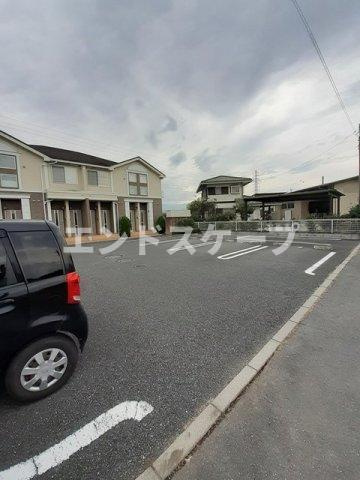 Ｄｅａ・ＳＴＡＧＥの駐車場|高崎、前橋のお部屋探しはエンドスケープまで！お客様の理想お聞かせ下さい♪