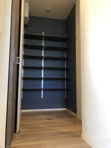 橘RESIDENCEの玄関