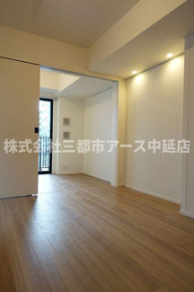 【居間・リビング】 | パークアクシス西馬込 | パークアクシス西馬込　は三都市アース中延店へお任せください！　ご内覧可能なお部屋は物件現地お待ち合わせご案内可能です！