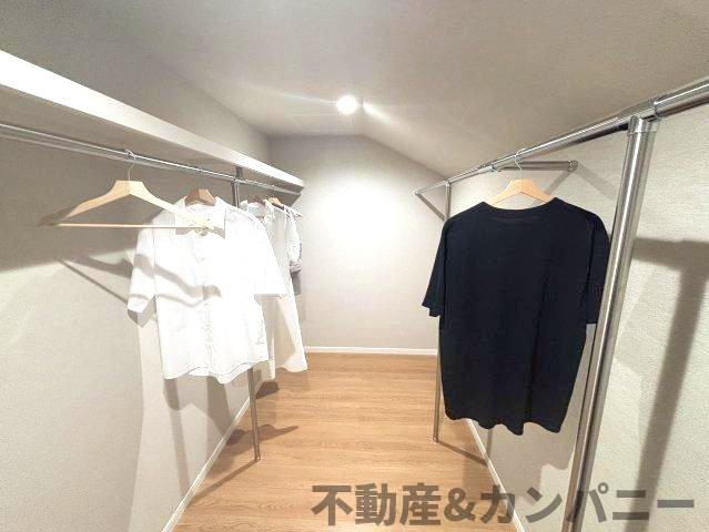 ミサワホームタウンさくら小西の収納|広々としたウォークインクローゼットです