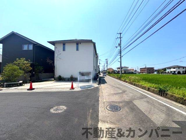 ミサワホームタウンさくら小西の前面道路含む現地写真|前面道路含む現地写真です