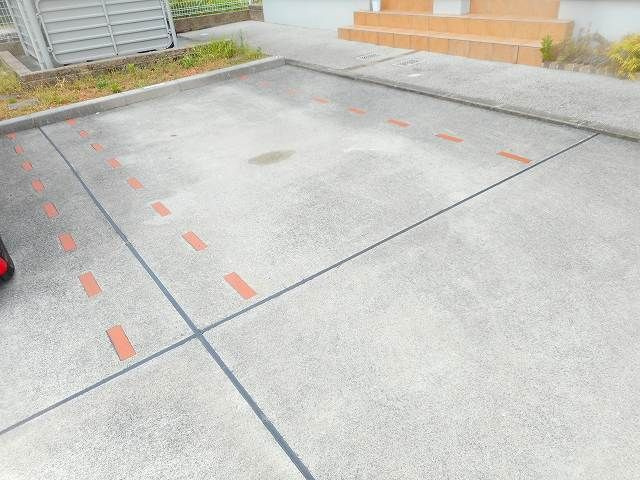 Ｃｏｓｍｏｓ　Ⅰの駐車場