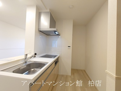ジェルメ柏B棟のキッチン